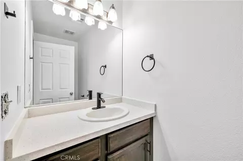 Bath - 61791 Alta Mesa Dr, Joshua Tree, CA 92252 photo 4 of 4