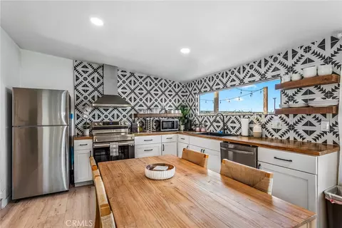 Kitchen - 55500 Massachusets, Landers, CA 92285 photo 3 of 4