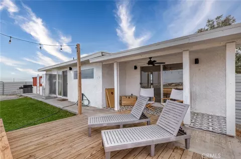 Exterior - 55500 Massachusets, Landers, CA 92285 photo 4 of 16