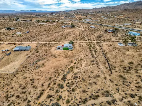 View/Area - 55500 Massachusets, Landers, CA 92285 photo 12 of 13