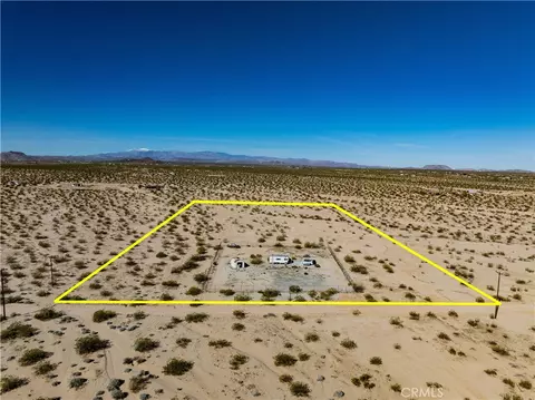 1188 Mile Square Ave, Joshua Tree, CA 92252