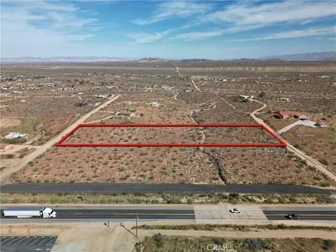 111 Perris, Landers, CA 92285 photo 3