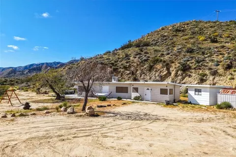 8500 S Samel Rd, Morongo Valley, CA 92256