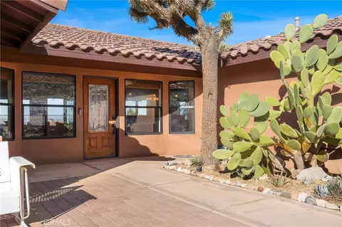 Exterior - 60556 Mountain View Trl, Joshua Tree, CA 92252 photo 7 of 19