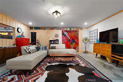 Living - 60556 Mountain View Trl, Joshua Tree, CA 92252 photo 10 of 11