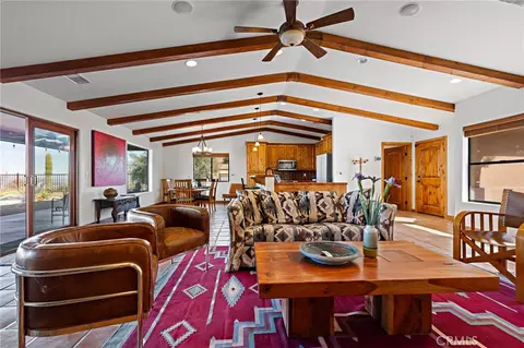 Living - 60556 Mountain View Trl, Joshua Tree, CA 92252 photo 7 of 11