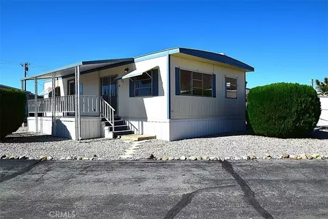 56254 29 Palms Hwy #26, Yucca Valley, CA 92284
