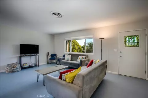 Living - 7994 Sunset Rd, Joshua Tree, CA 92252 photo 4 of 4