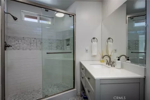 Bath - 7994 Sunset Rd, Joshua Tree, CA 92252 photo 1 of 1