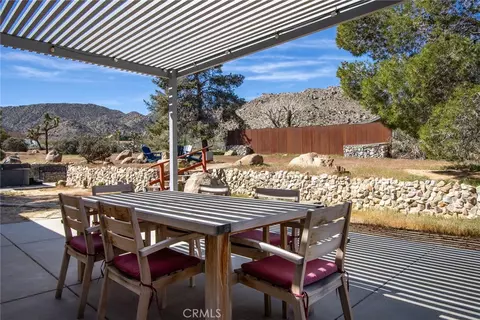 Exterior - 7994 Sunset Rd, Joshua Tree, CA 92252 photo 5 of 13