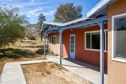 7994 Sunset Rd, Joshua Tree, CA 92252
