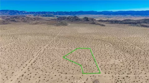 48 Moonlight Mesa St, Joshua Tree, CA 92252