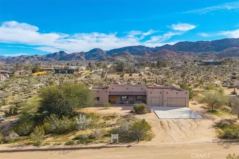 61481 Latham Trl, Joshua Tree, CA 92252
