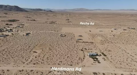 60684 Herdmans, Landers, CA 92285 photo 3