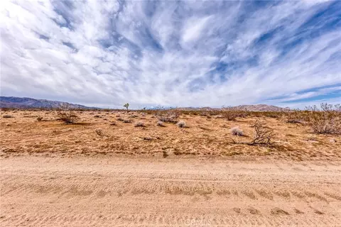 147 Little Rd, Joshua Tree, CA 92252