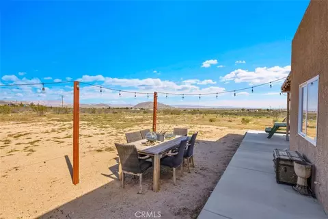 Exterior - 1335 Fortuna Ave, Landers, CA 92285 photo 7 of 16