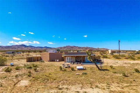 Exterior - 1335 Fortuna Ave, Landers, CA 92285 photo 15 of 16