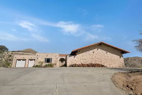 54026 Ridge Rd, Yucca Valley, CA 92284