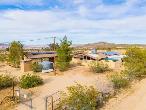 View/Area - 5975 Desert Star, Johnson Valley, CA 92285 photo 3 of 11