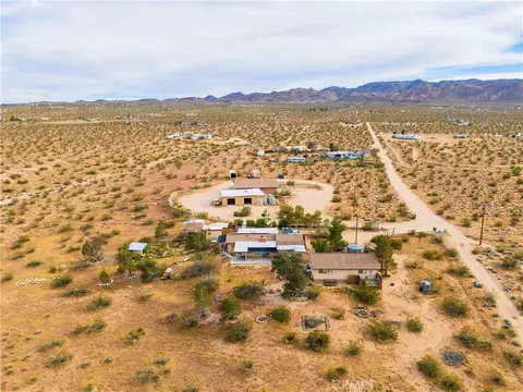 View/Area - 5975 Desert Star, Johnson Valley, CA 92285 photo 5 of 11
