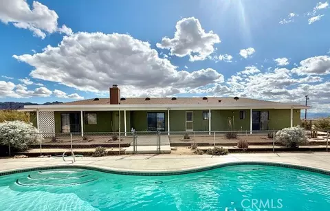 6425 Indian Cove Rd, Twentynine Palms, CA 92277