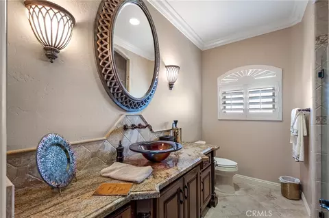 Bath - 58839 Santa Barbara Dr, Yucca Valley, CA 92284 photo 5 of 5