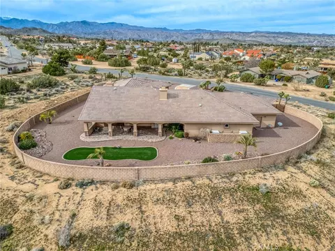 View/Area - 58839 Santa Barbara Dr, Yucca Valley, CA 92284 photo 2 of 5