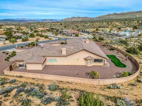 View/Area - 58839 Santa Barbara Dr, Yucca Valley, CA 92284 photo 3 of 5