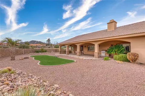 Exterior - 58839 Santa Barbara Dr, Yucca Valley, CA 92284 photo 13 of 17