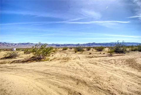 64533 3rd St, Joshua Tree, CA 92252
