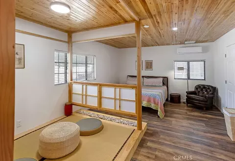 Bedroom - 61680 Valley View Dr, Joshua Tree, CA 92252 photo 1 of 9
