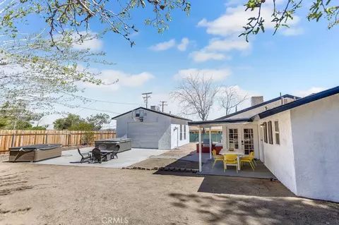 Exterior - 61680 Valley View Dr, Joshua Tree, CA 92252 photo 6 of 11