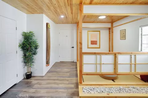 Entry Way - 61680 Valley View Dr, Joshua Tree, CA 92252 photo 2 of 2
