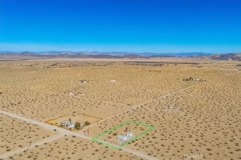 View/Area - 5737 Mojave Ranch Rd, Joshua Tree, CA 92252 photo 1 of 4