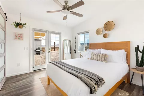 Bedroom - 5737 Mojave Ranch Rd, Joshua Tree, CA 92252 photo 2 of 10