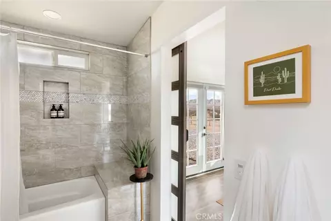 Bath - 5737 Mojave Ranch Rd, Joshua Tree, CA 92252 photo 2 of 3