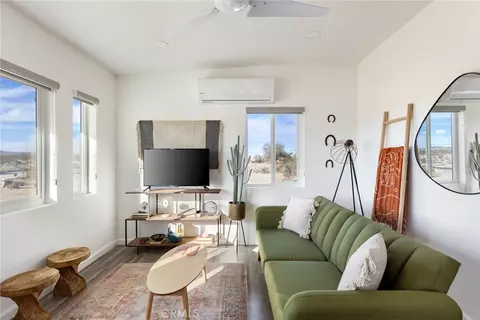 Living - 5737 Mojave Ranch Rd, Joshua Tree, CA 92252 photo 2 of 3
