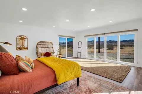 Bedroom - 5737 Mojave Ranch Rd, Joshua Tree, CA 92252 photo 7 of 10