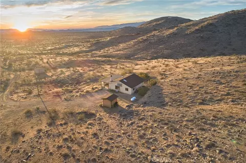 60473 Starlight Rd, Joshua Tree, CA 92252