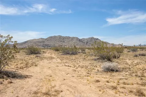 3674 Shawnee, Landers, CA 92285 photo 5