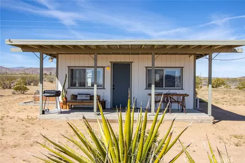 2128 N Sage Ave, Landers, CA 92285