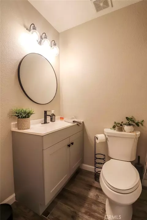 Bath - 1330 Santa Fe Cir, Needles, CA 92363 photo 1 of 7