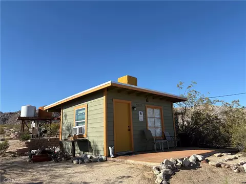 68033 Sullivan Rd, Twentynine Palms, CA 92277