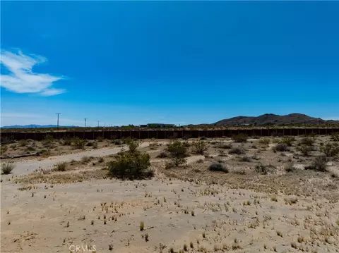 424 Ducor Ave, Landers, CA 92285 photo 22