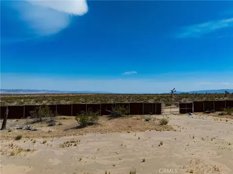 424 Ducor Ave, Landers, CA 92285 photo 23