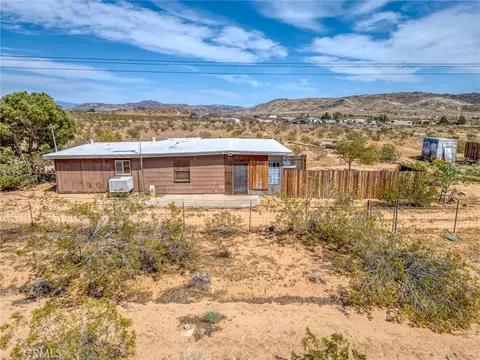 Exterior - 2121 Cambria, Landers, CA 92285 photo 11 of 14