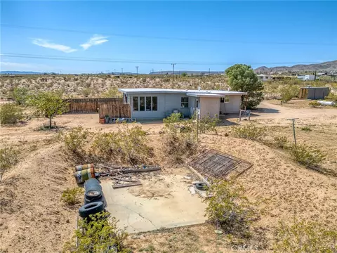 Exterior - 2121 Cambria, Landers, CA 92285 photo 13 of 14