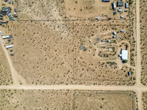 View/Area - 2121 Cambria, Landers, CA 92285 photo 2 of 17