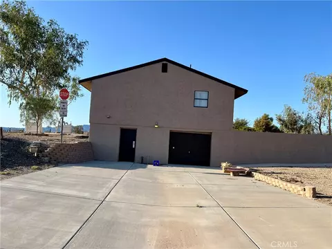 Exterior - 99 Zoe Ln, Needles, CA 92363 photo 4 of 8