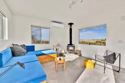 2625 Geronimo Trl, Landers, CA 92285
